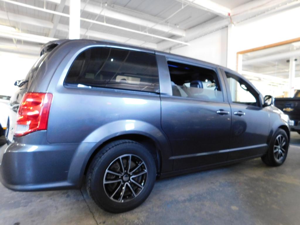 2018 Dodge Grand Caravan GT - Image 5