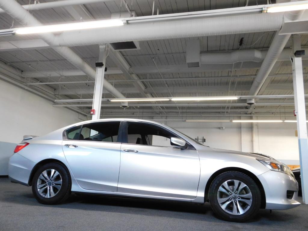 2015 Honda Accord LX - Image 5
