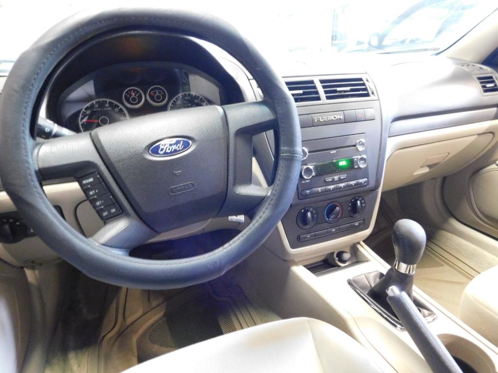 2009 Ford Fusion S - Image 3