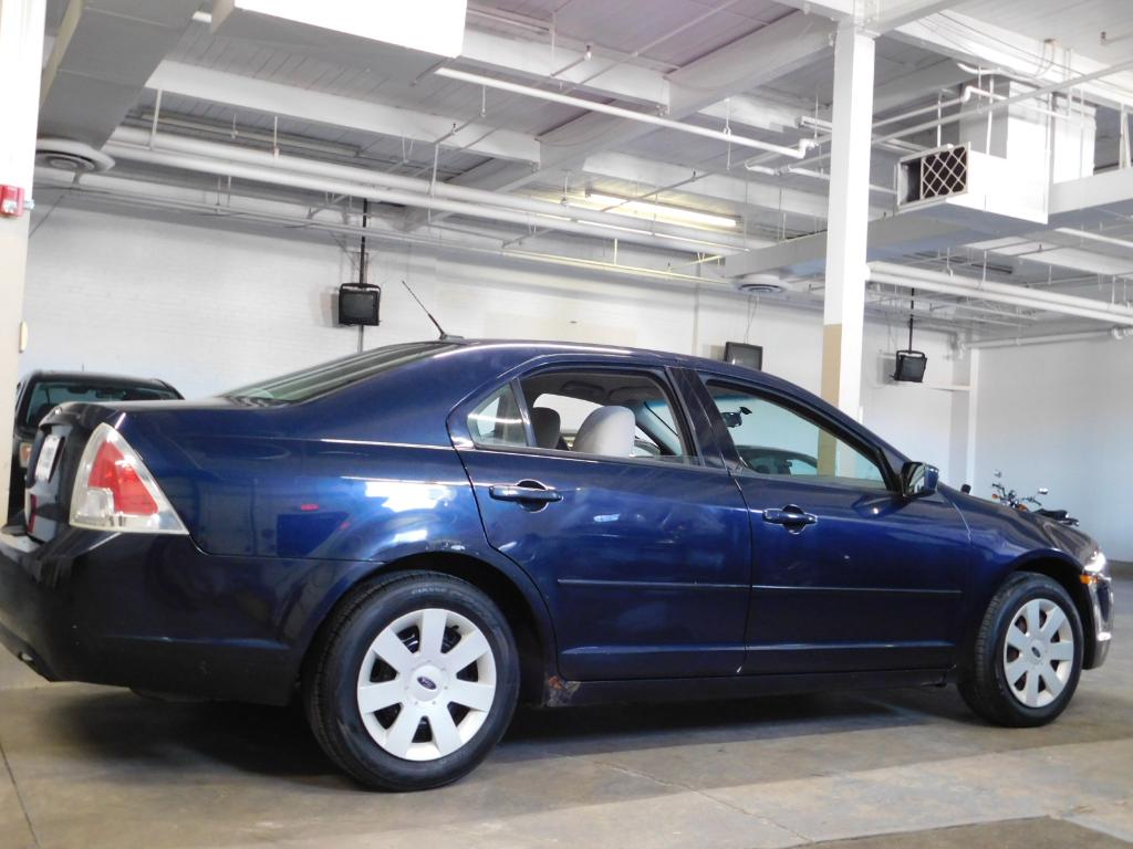 2009 Ford Fusion S - Image 5