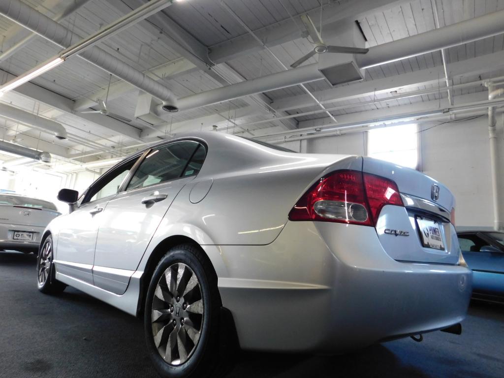 2009 Honda Civic EX-L - Image 2