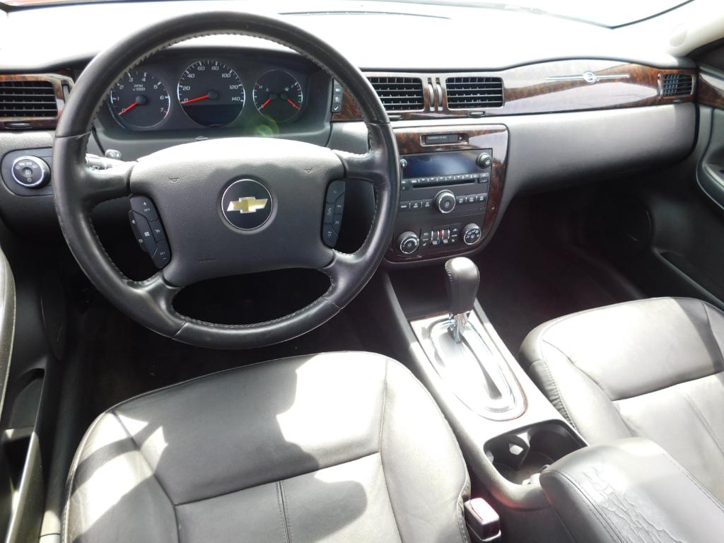 2014 Chevrolet Impala Limited LTZ Fleet - Image 4