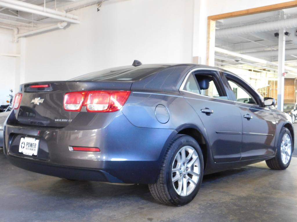 2013 Chevrolet Malibu LT - Image 5