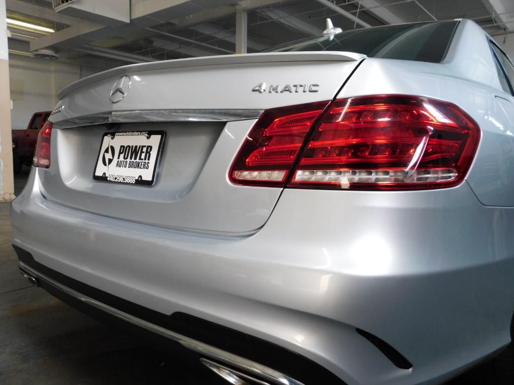Photo 2 of 2014 Mercedes-Benz E-Class E350 4MATIC