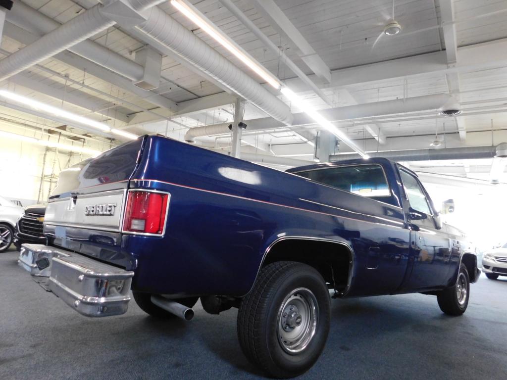 Photo 2 of 1985 Chevrolet C/K 10 Series