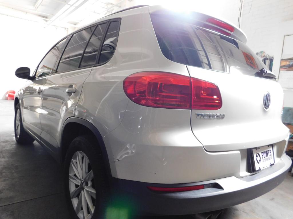 Photo 2 of 2015 Volkswagen Tiguan SE 4Motion