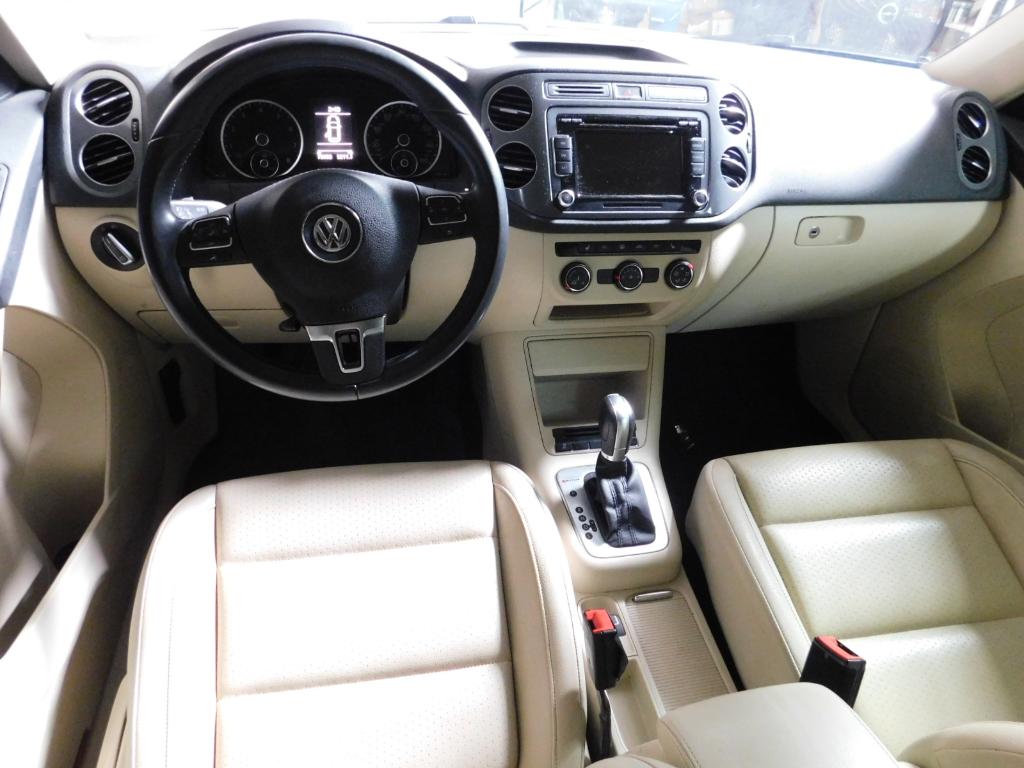 Photo 3 of 2015 Volkswagen Tiguan SE 4Motion