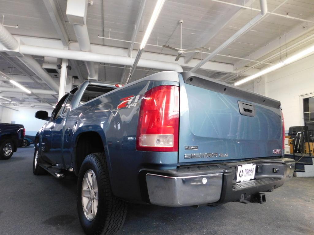 Photo 2 of 2011 GMC Sierra 1500 SLE