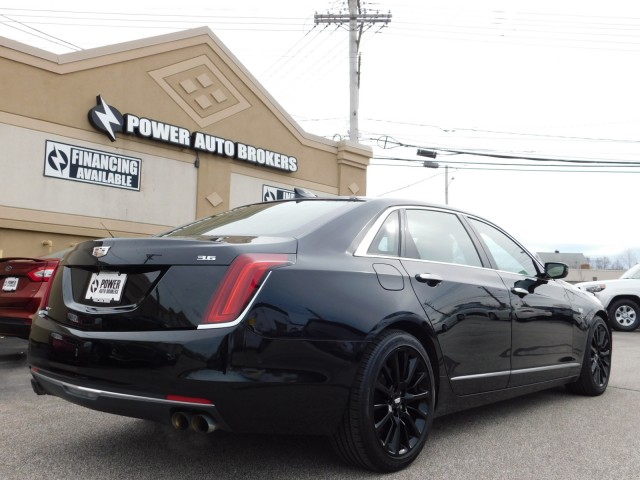 2011 Cadillac CTS Luxury photo 10