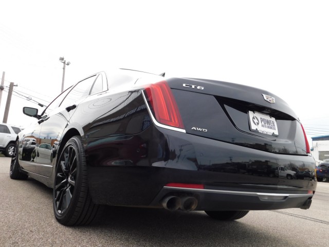 2011 Cadillac CTS Luxury photo 6