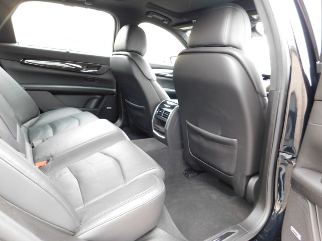 2011 Cadillac CTS Luxury photo 20