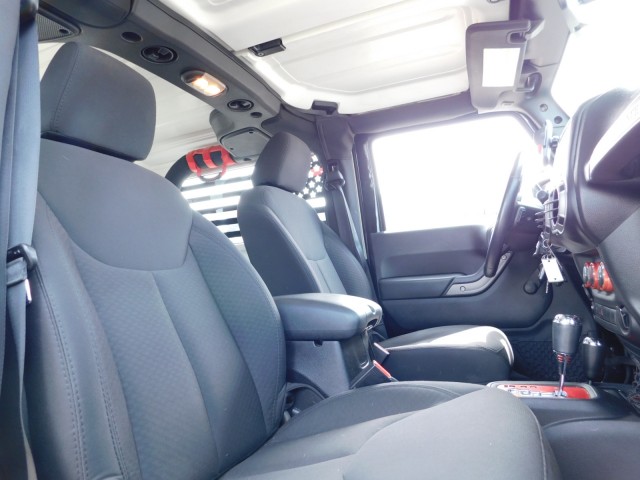 2015 Jeep Wrangler Sport photo 2
