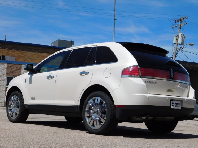 2016 Chevrolet Equinox LS photo 21