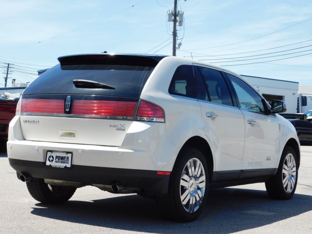 2016 Chevrolet Equinox LS photo 25