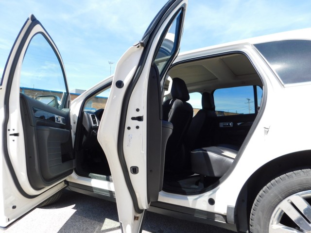 2016 Chevrolet Equinox LS photo 37
