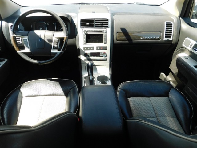 2016 Chevrolet Equinox LS photo 22