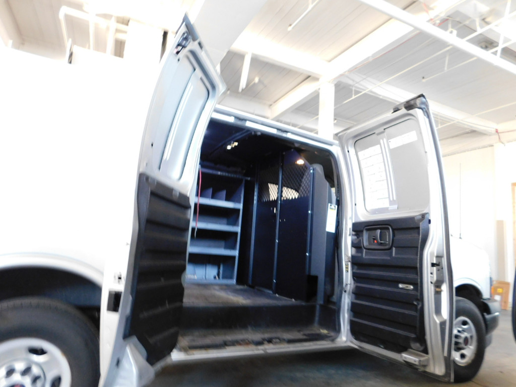 2011 Gmc Sierra 1500 SLE photo 16