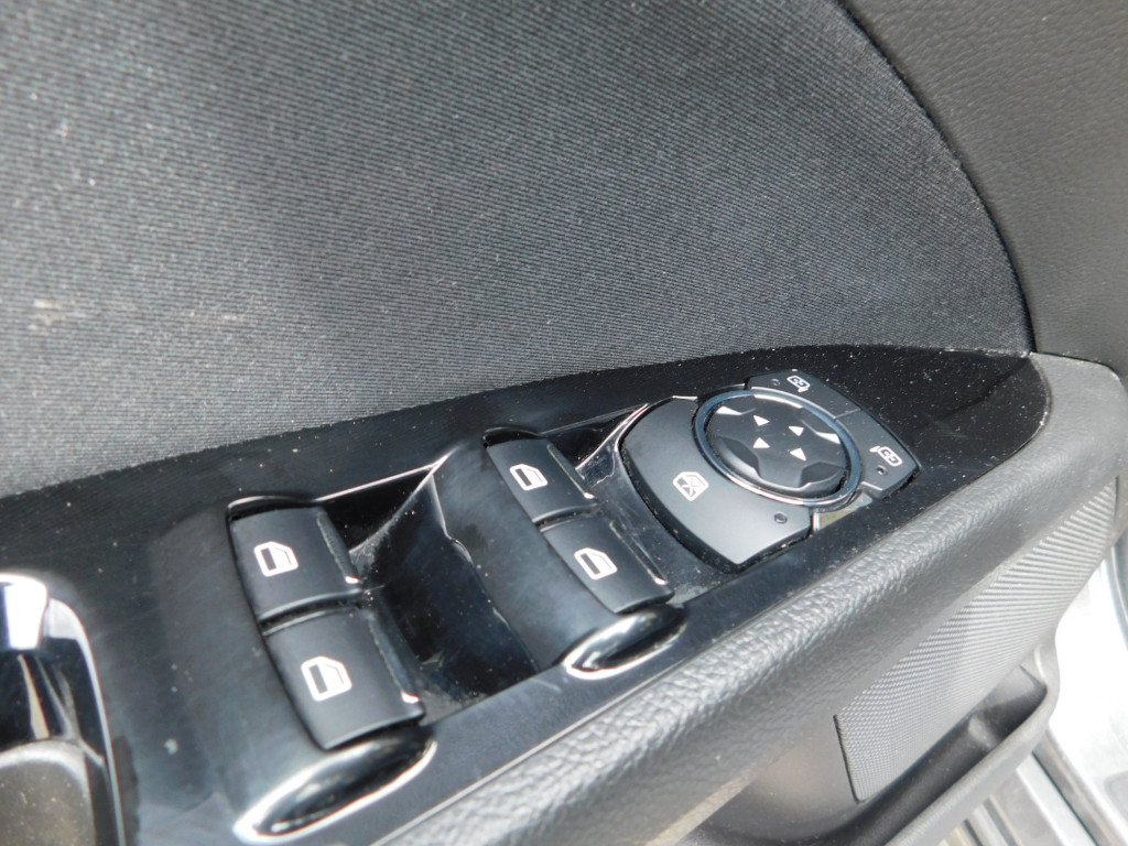 2014 Ford F-150 STX photo 17