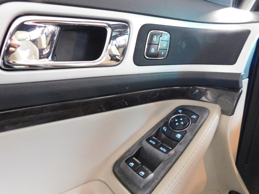 2016 Chevrolet Equinox LS photo 28