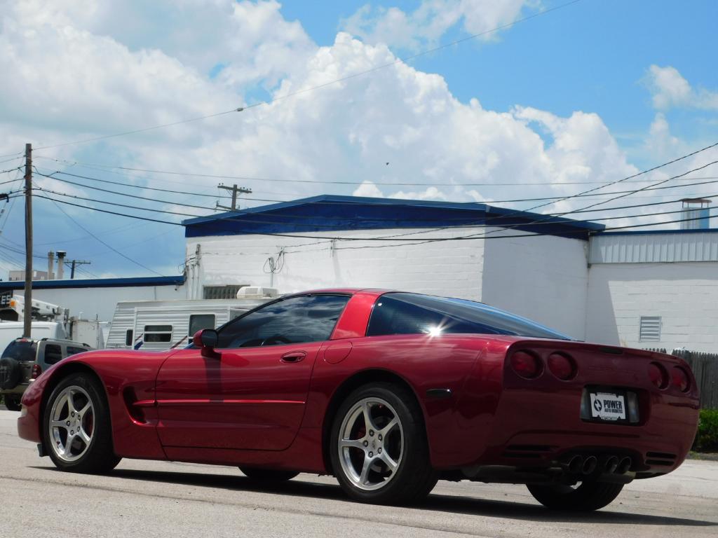 2004 Chevrolet Corvette Base - Image 5