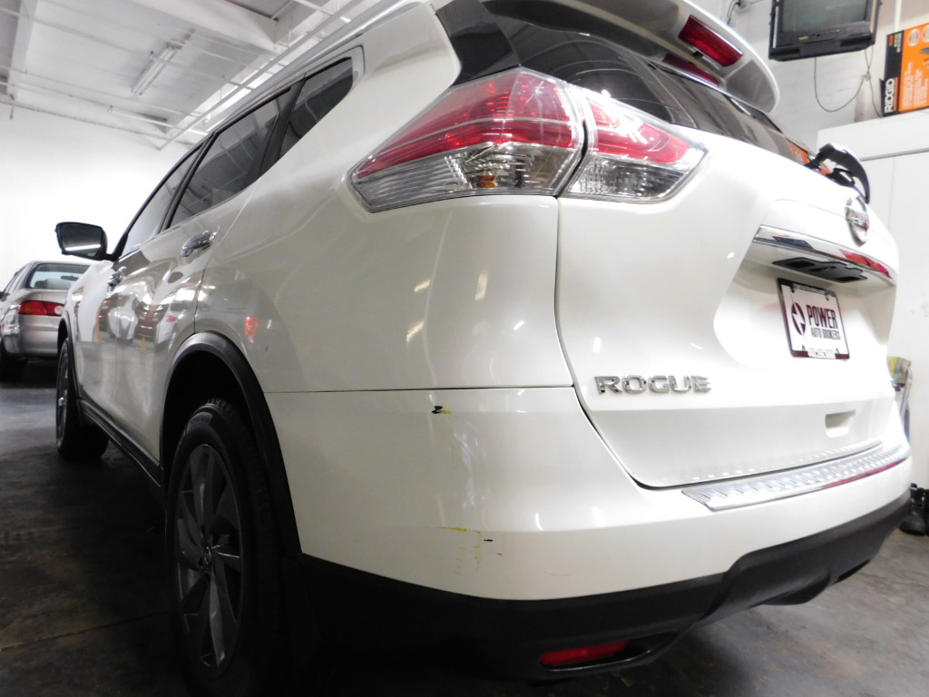 2016 Nissan Rogue SL - Image 2