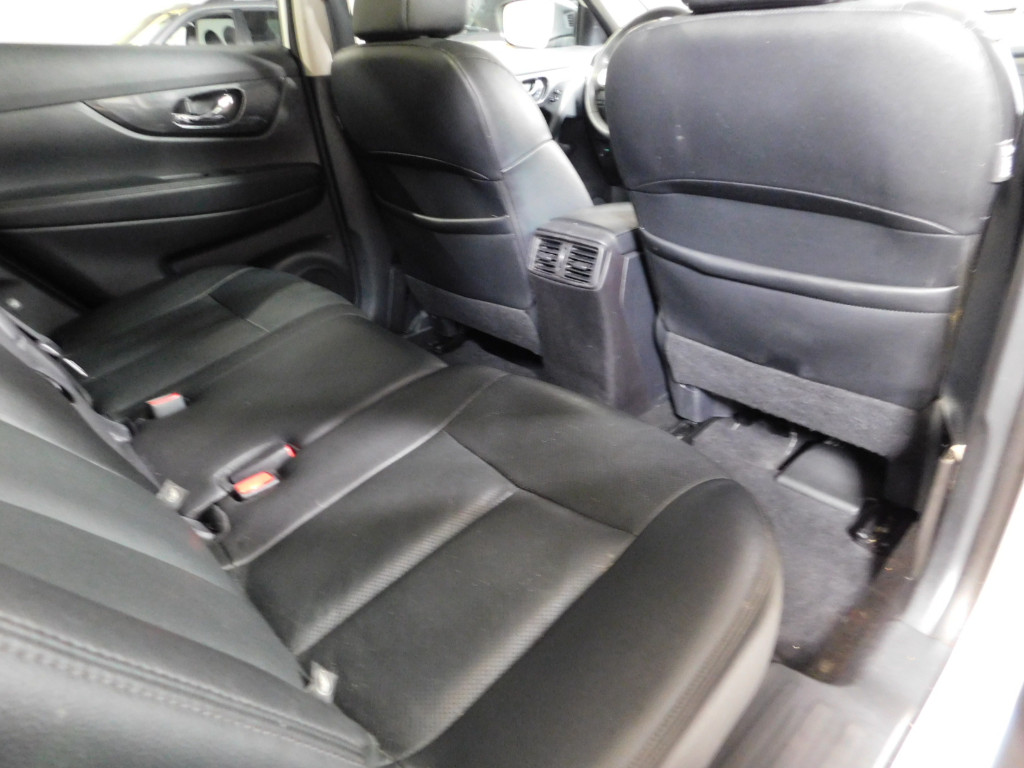 2016 Nissan Rogue SL - Photo 14