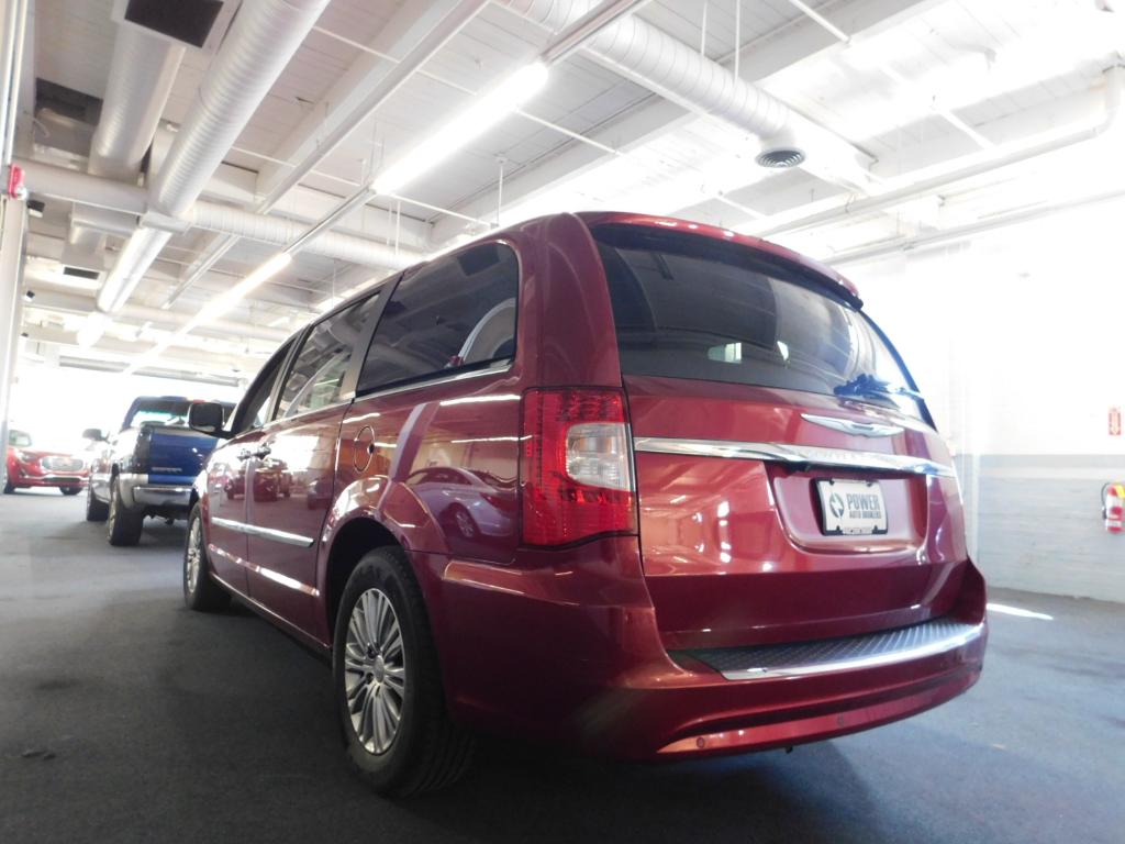 Photo 2 of 2013 Chrysler Town and Country Touring-L
