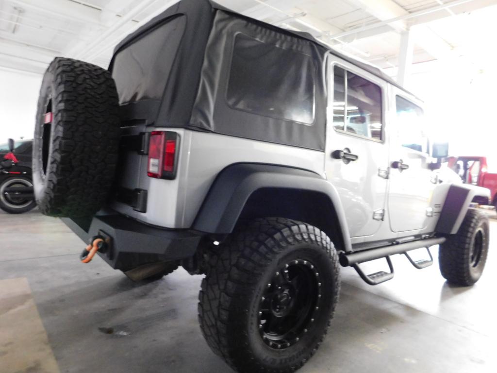 2018 Jeep Wrangler JK Unlimited Sport - Image 5