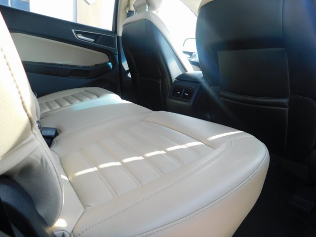 2016 Chevrolet Equinox LS photo 9
