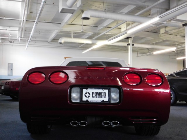 2002 Chevrolet Corvette Base photo 57