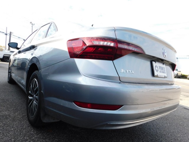 2015 Volkswagen Golf SportWagen TDI S photo 9