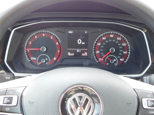 2015 Volkswagen Golf SportWagen TDI S photo 12