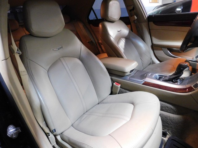 2011 Cadillac CTS Luxury photo 44
