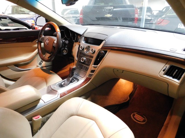 2011 Cadillac CTS Luxury photo 45