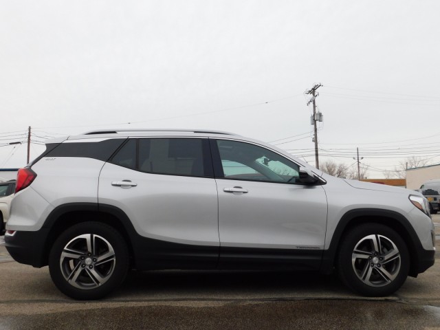 2015 Gmc Acadia SLE photo 24