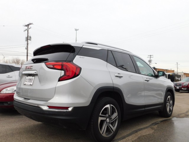 2015 Gmc Acadia SLE photo 25