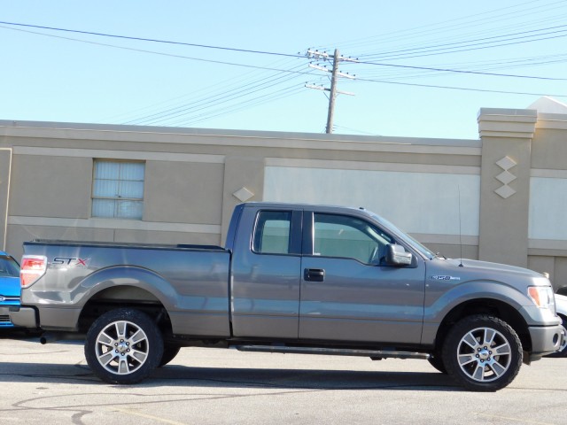 2014 Ford F-150 STX photo 2