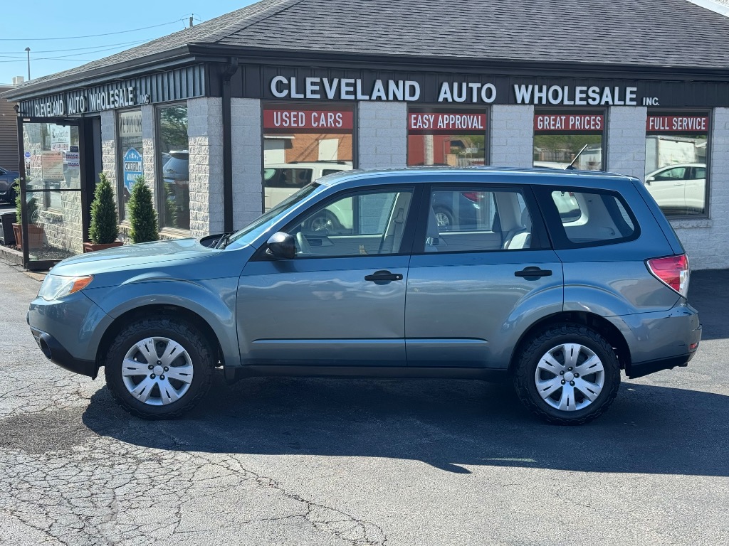 2009 Subaru Forester 2.5 X - Image 2