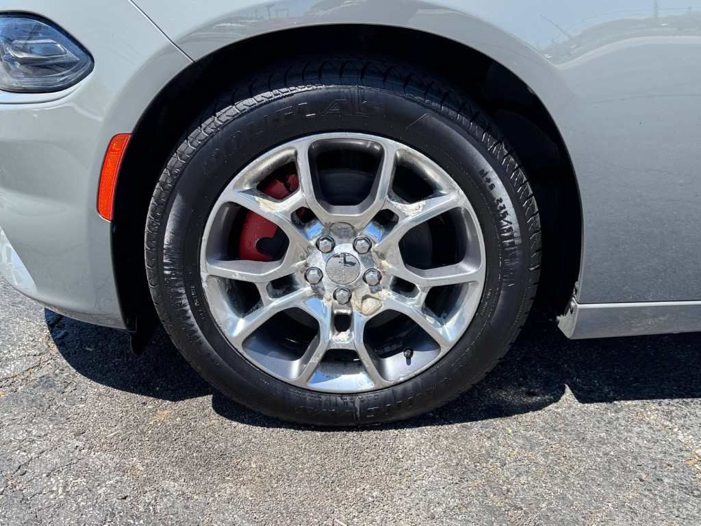 2017 Dodge Charger SXT - Photo 9