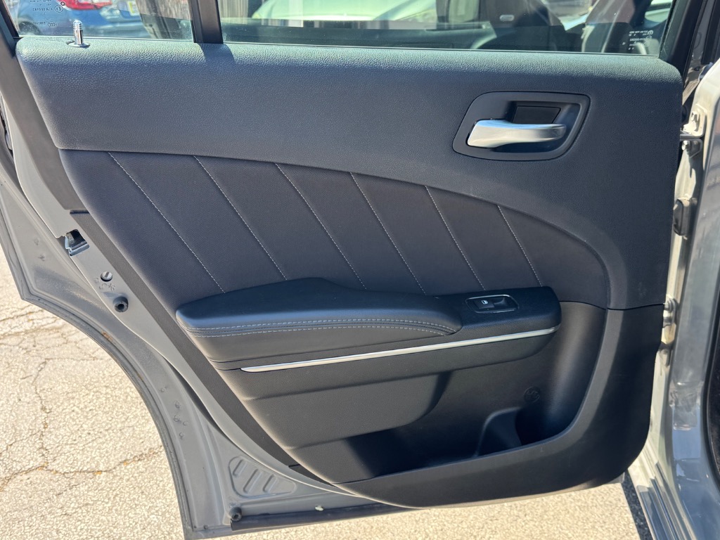 2017 Dodge Charger SXT - Photo 15