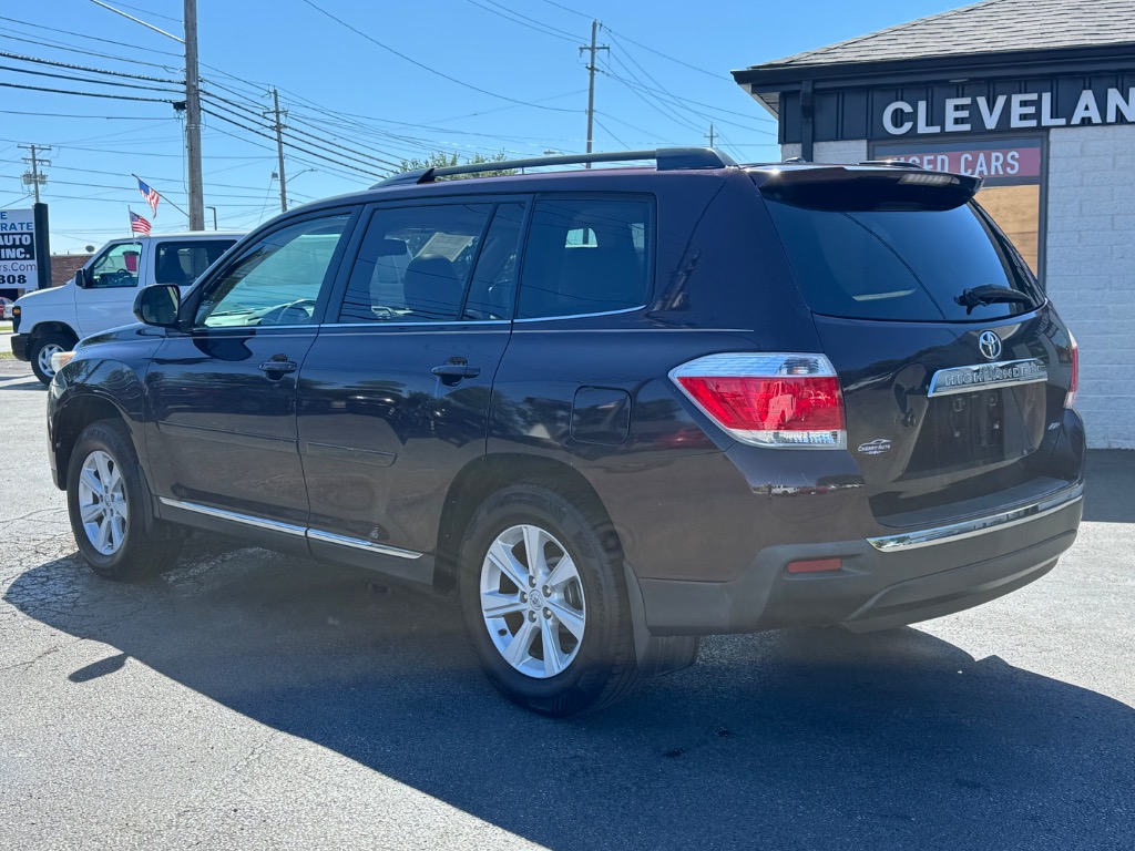 2011 Toyota Highlander SE - Photo 7