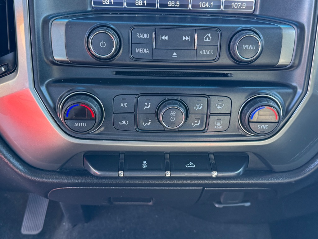 2017 Chevrolet Silverado 1500 LT - Photo 26