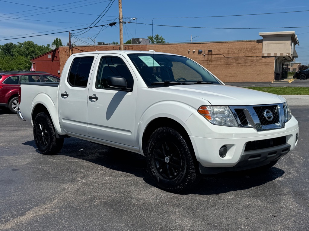 2017 Nissan Frontier SV - Image 4