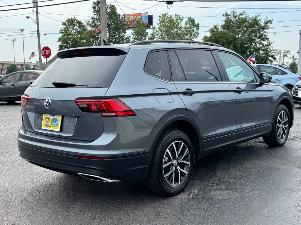 Photo 5 of 2021 Volkswagen Tiguan S