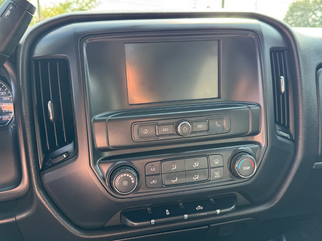 2019 Chevrolet Silverado 1500 LD Custom - Photo 23