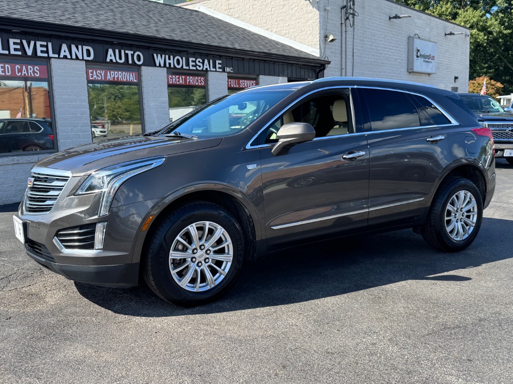 Photo 1 of 2019 Cadillac XT5 Base