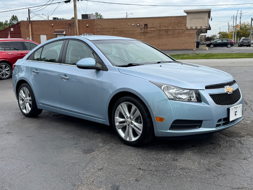 Photo 4 of 2011 Chevrolet Cruze LTZ