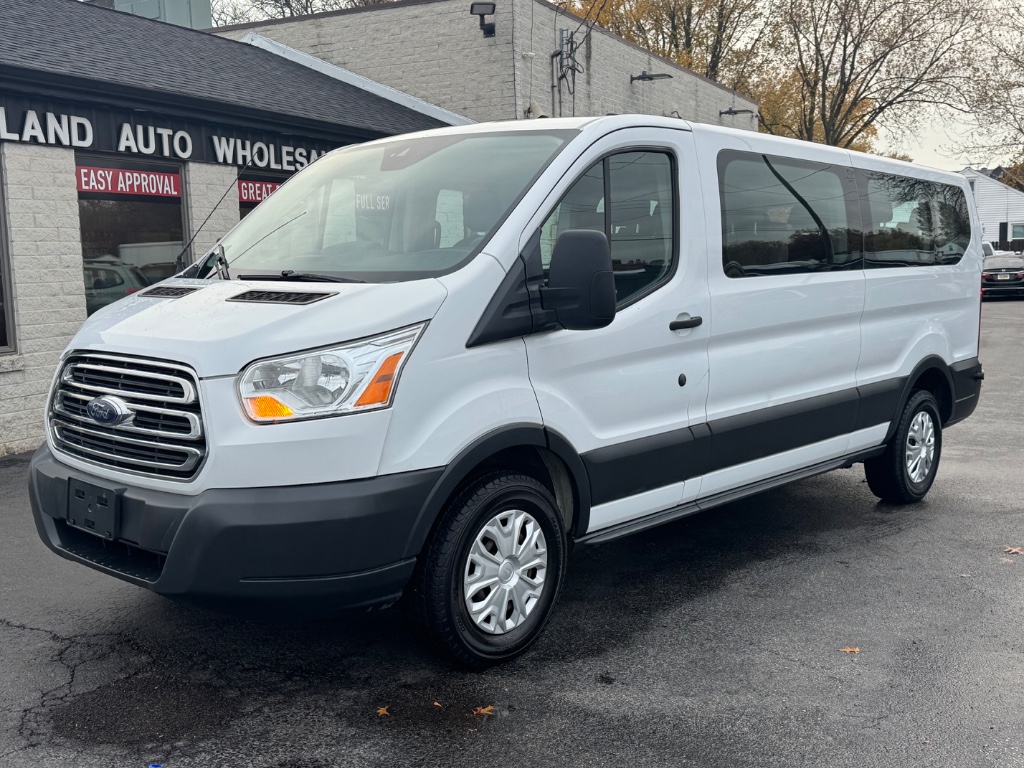 2017 Ford Transit Wagon XLT