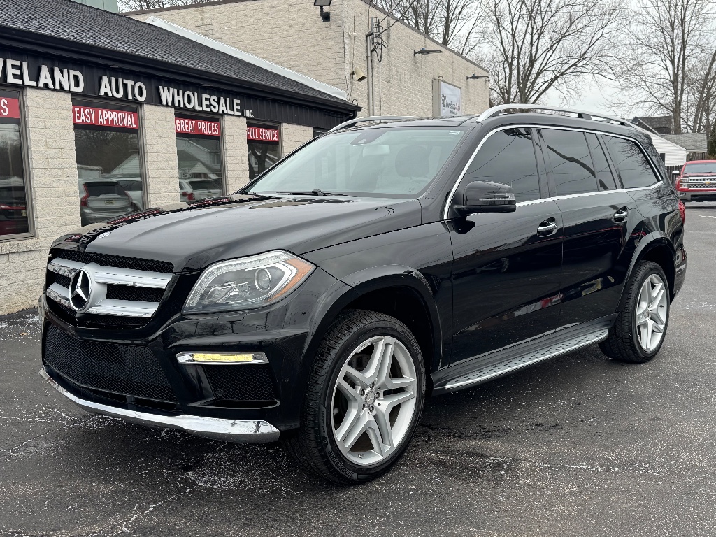 2015 Mercedes-Benz GL-Class GL550's photo