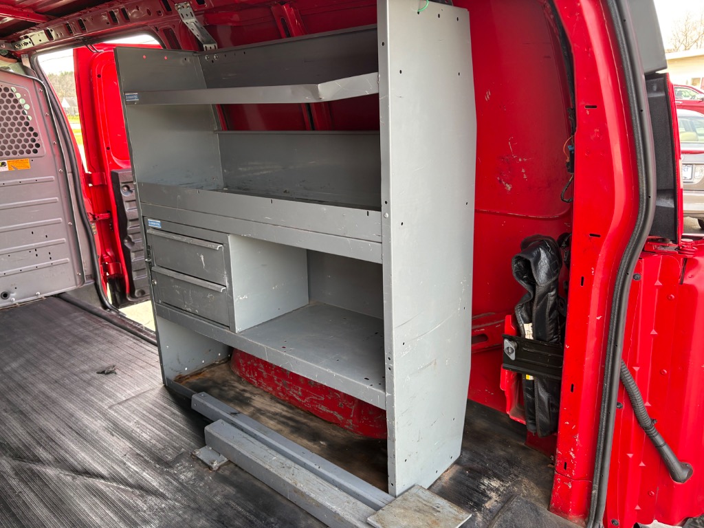 2017 Chevrolet Express Cargo Work Van - Photo 28